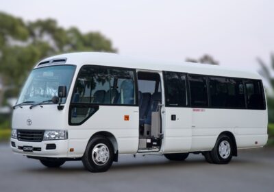 Hire 22 seater in Nairobi for weddings, bridal parties for only kes.22000
