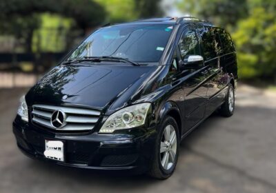 Mercedes Benz Viano available for hire for weddings, bridal parties in Nairobi for kes.45000