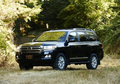 Landcruiser v8 available for hire on longterm basis in Nairobi, Mombasa and Kisumu for kes420000