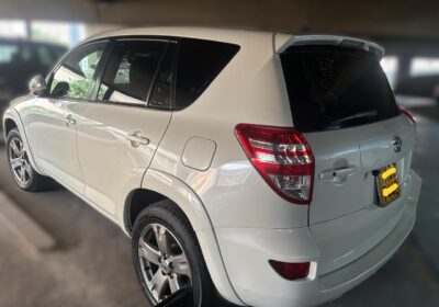 Hire a Toyota Rav4 on long term, hire the rav4 for kes.145,000 per month in Nairobi, Mombasa, and Kisumu